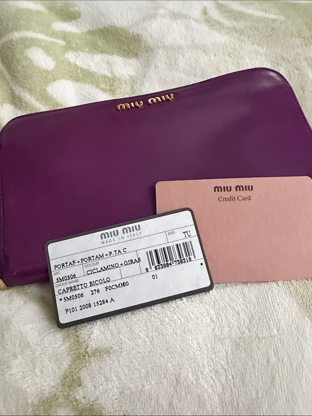 Miu Miu Violet Leather Zip Wallet with Gold Logo authenticity card included - Picture 2 of 11